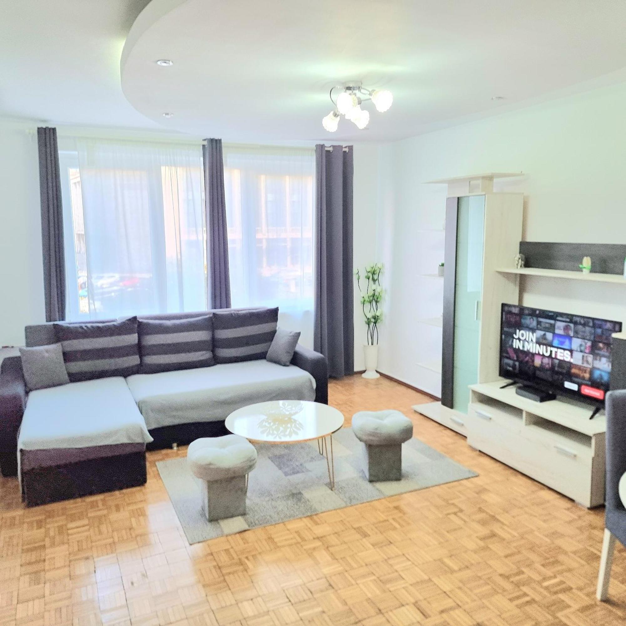 Chic Comfort 1Bdr With Landmark View - Concerthall Boekarest Buitenkant foto