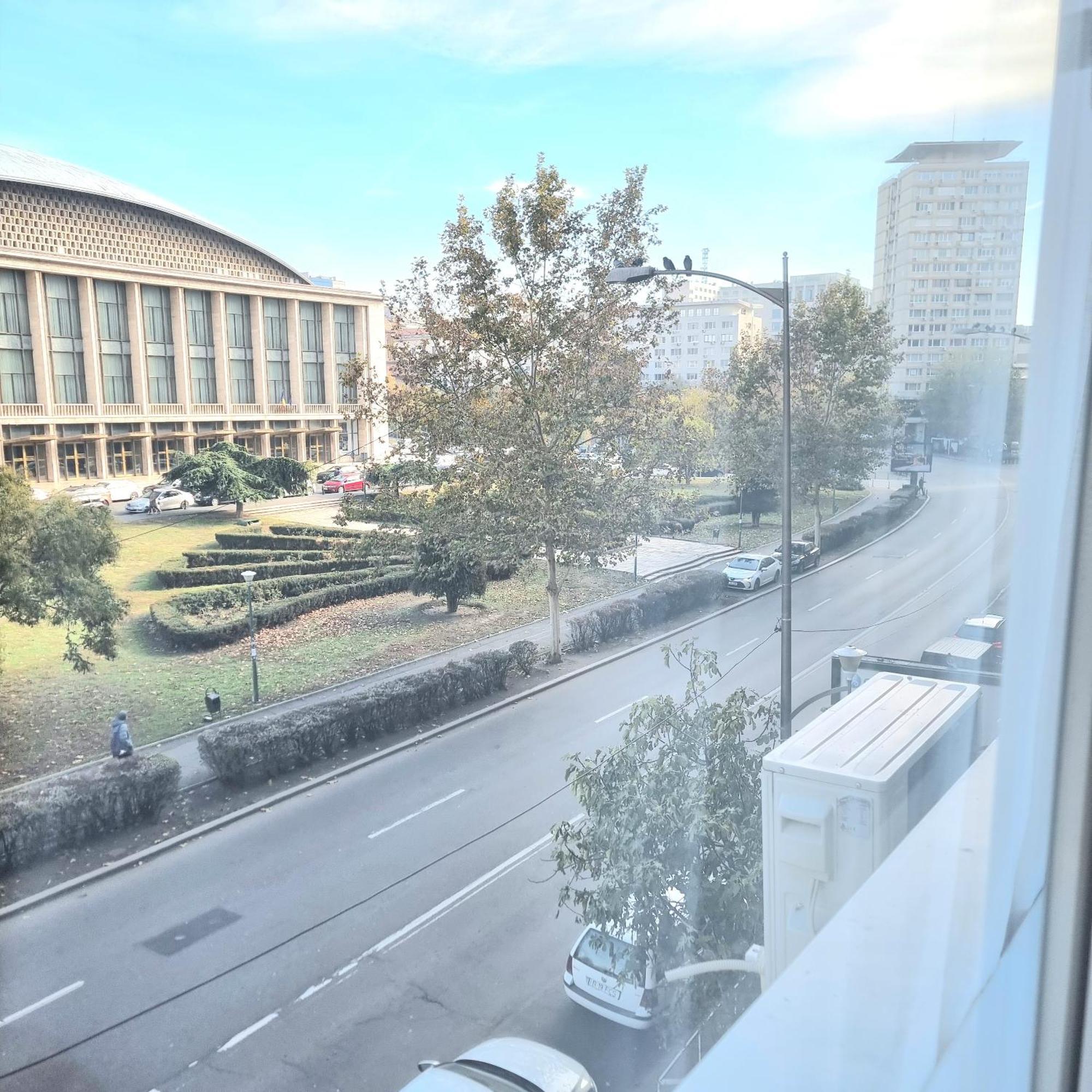 Chic Comfort 1Bdr With Landmark View - Concerthall Boekarest Buitenkant foto